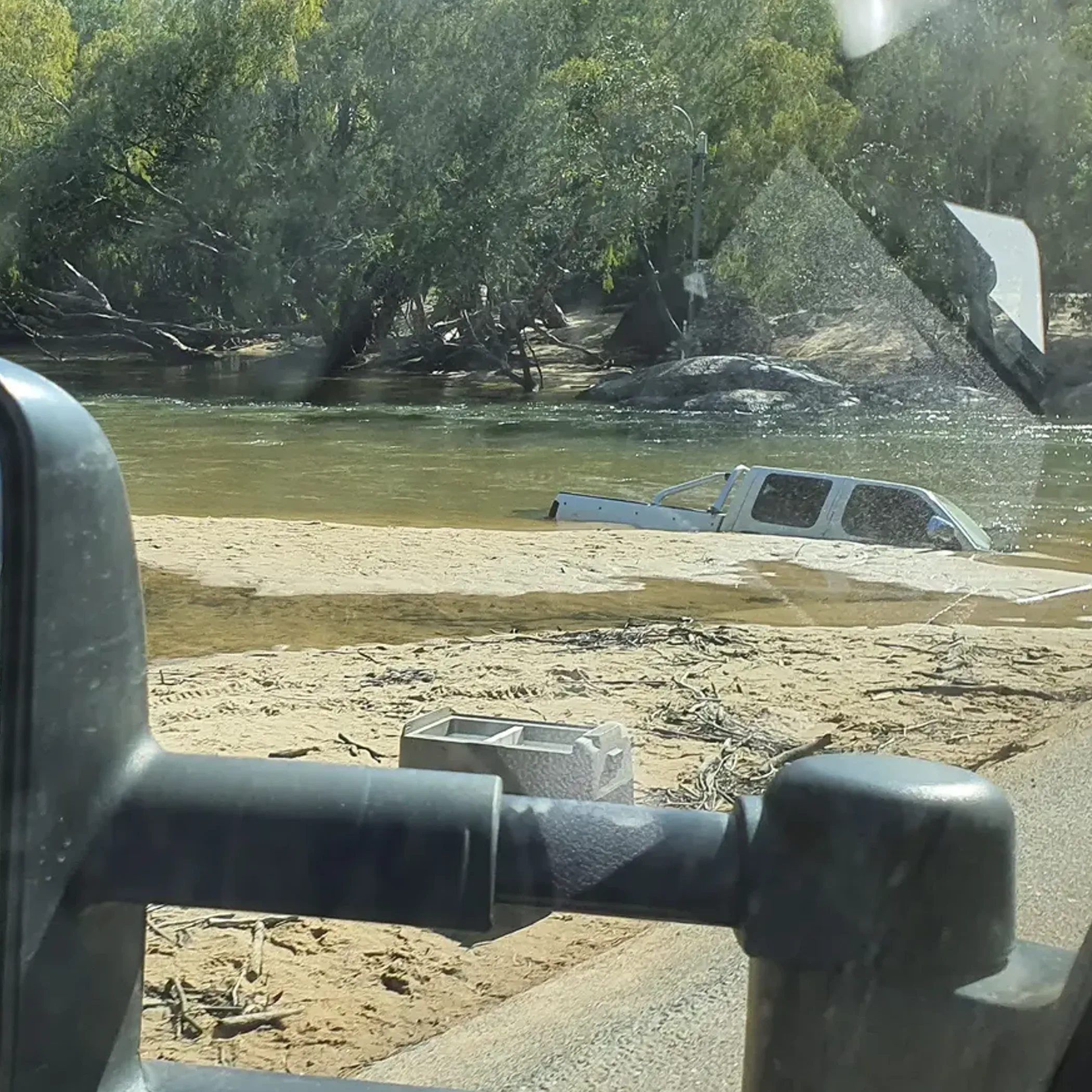 vehicle stuck in river crossing cape york